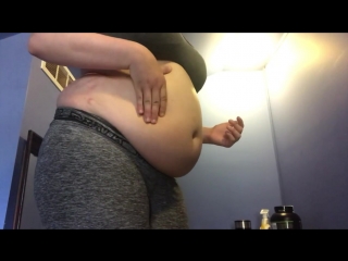 belly play with extra jiggling