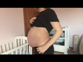 17 pregnant- 39 week bellyshot -- last ever bumpdate